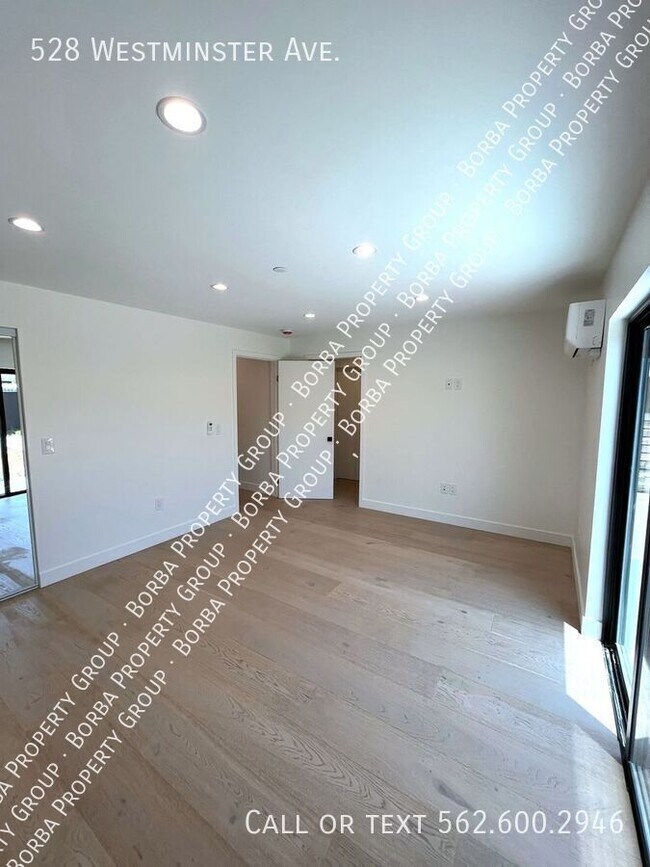 Building Photo - 528 Westminster Ave