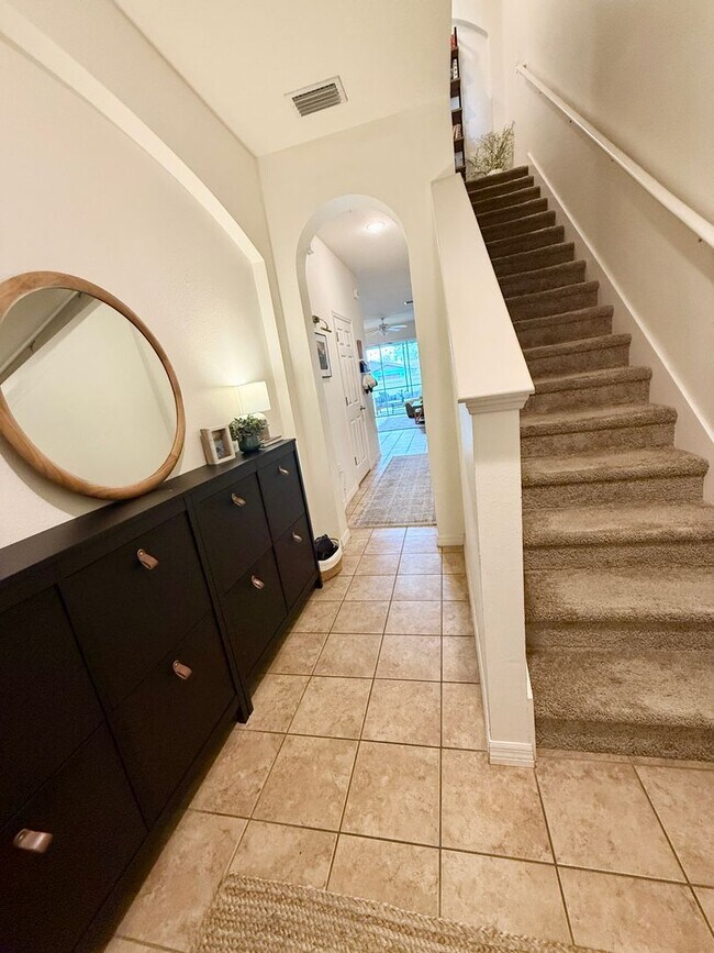 Building Photo - Sawgrass Village Townhomes 3/2.5/1 - Friendly Neighborhood lifestyle