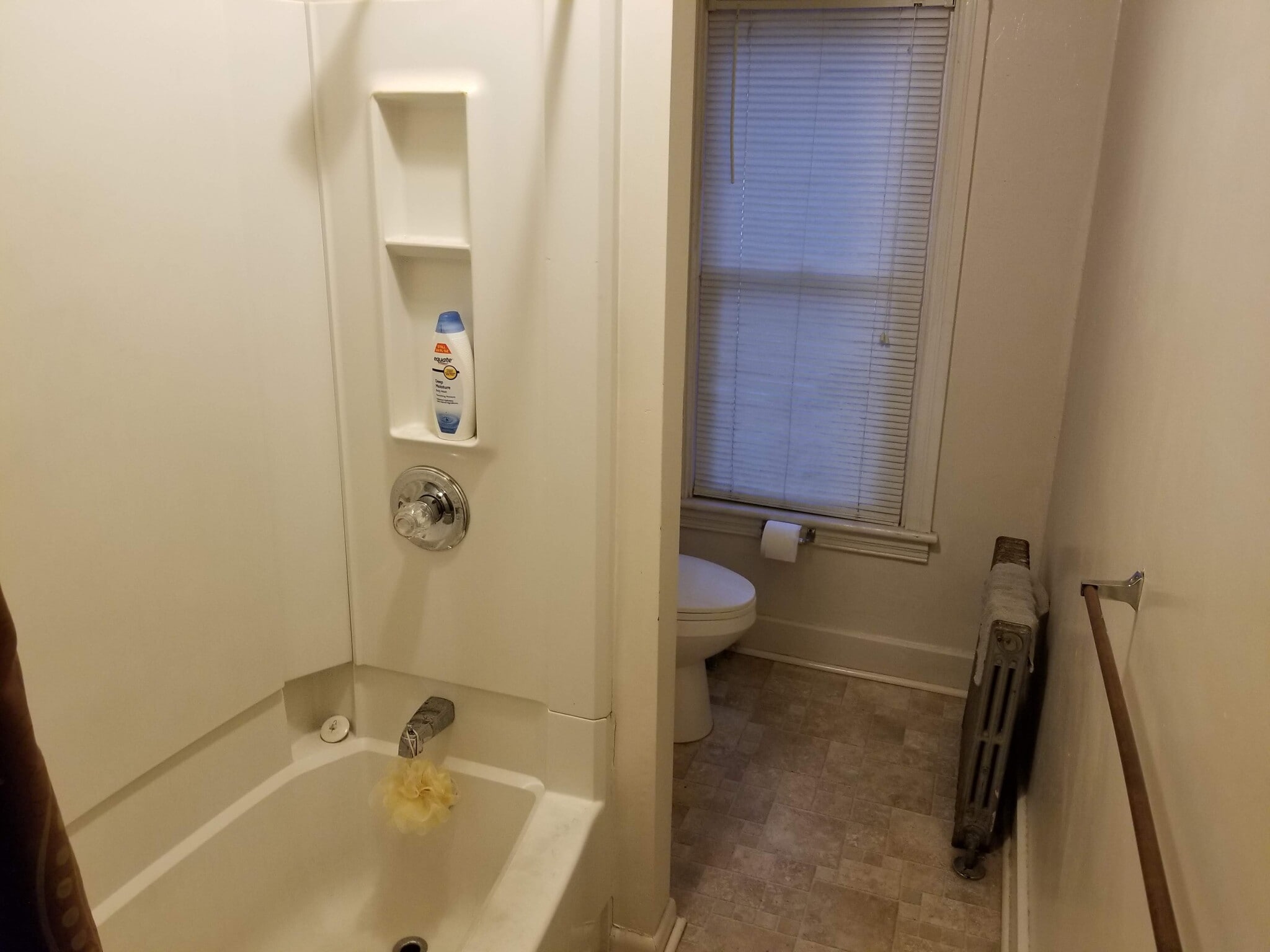 Building Photo - 982 Wayne Ave