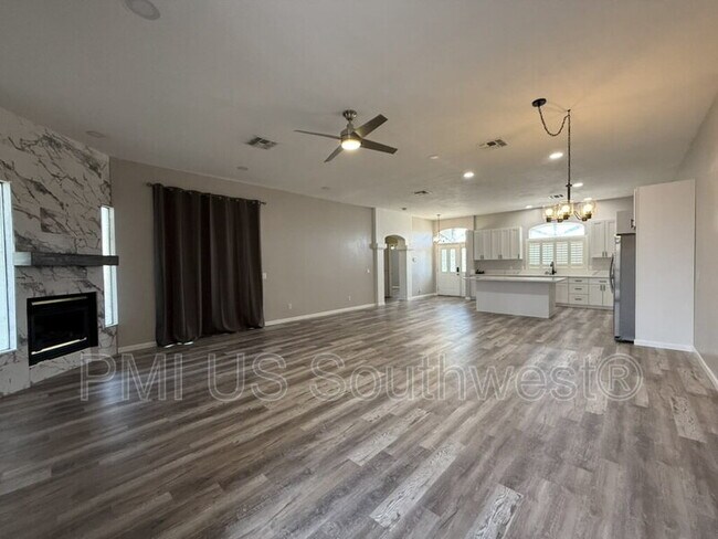 Building Photo - 3443 Sunbonnet Dr