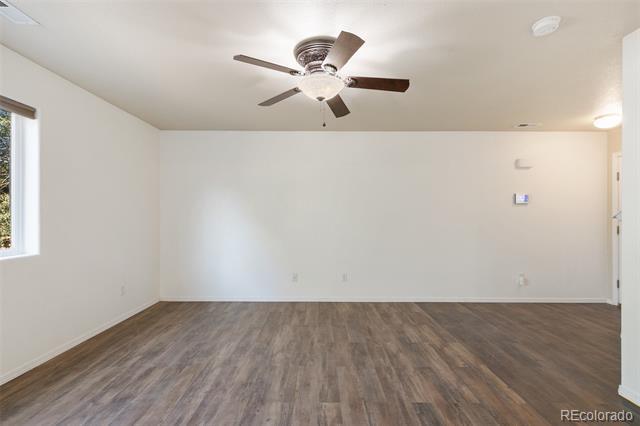 Building Photo - 4070 Creek Legend View