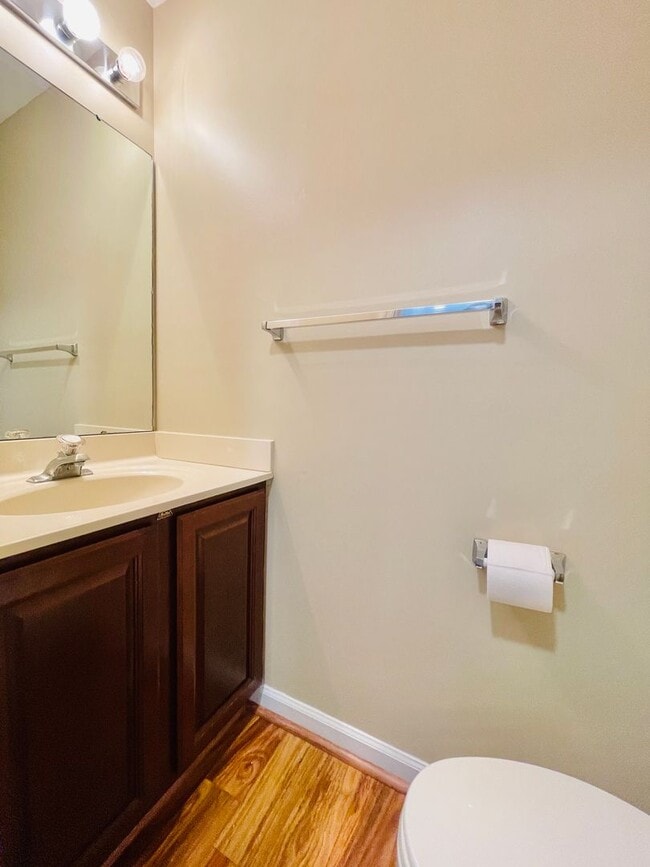 Building Photo - GORGEOUS TOWNHOUSE - MANASSAS