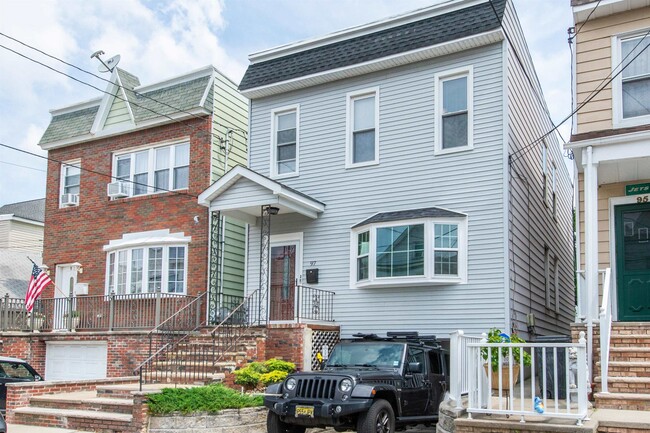 Primary Photo - 97 W 15th St