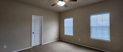 Building Photo - 1028 Brown Rock Dr
