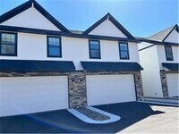 Building Photo - 3411 Douglas Dr N