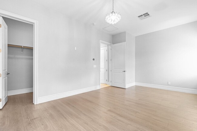 Building Photo - Canyon Falls Single-Story: Chef’s Kitchen, Office + Built-In BBQ Yard (3-Car)