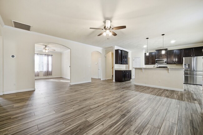 Building Photo - 3211 Calisha Ct