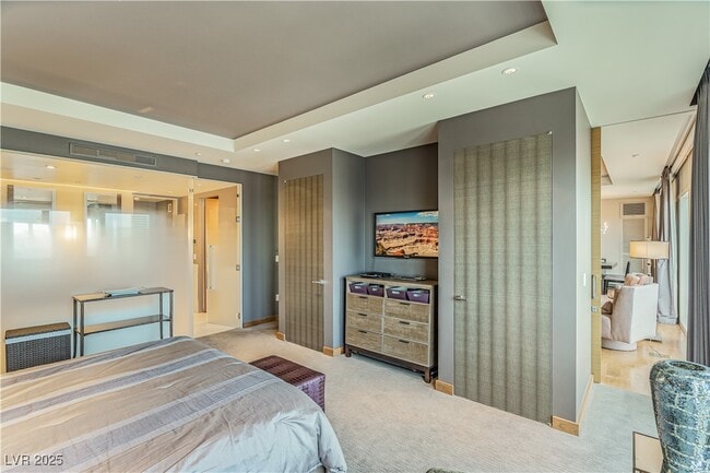 Building Photo - 3750 S Las Vegas Blvd