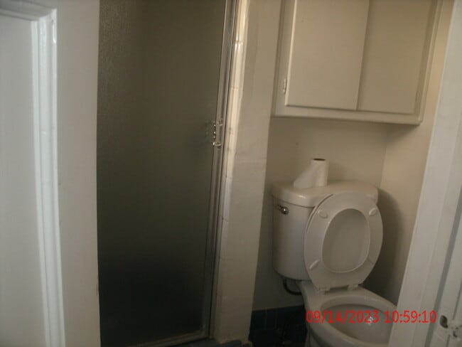 Building Photo - 1056 E 1st St