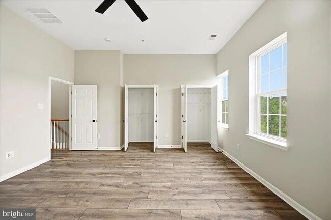 Building Photo - 3706 Singleton Terrace
