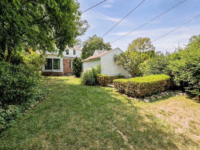 Building Photo - 21530 Olmstead St
