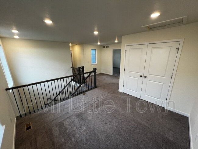 Building Photo - 9270 Inca Dove Cir