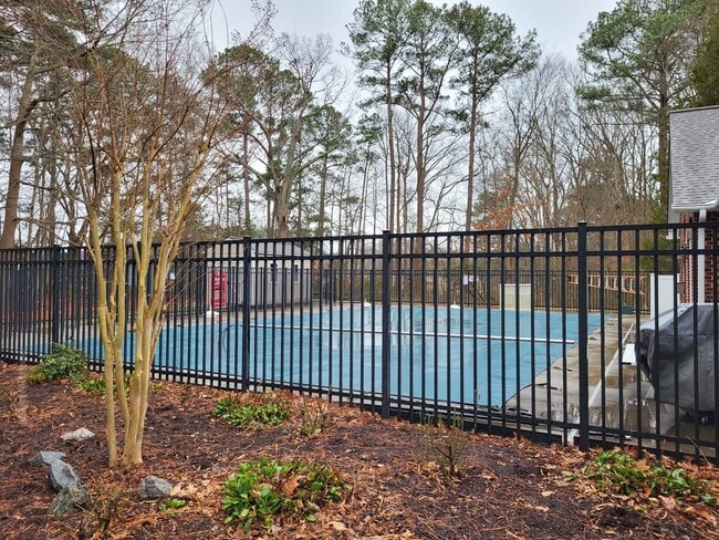 Building Photo - Easy Single Floor Living