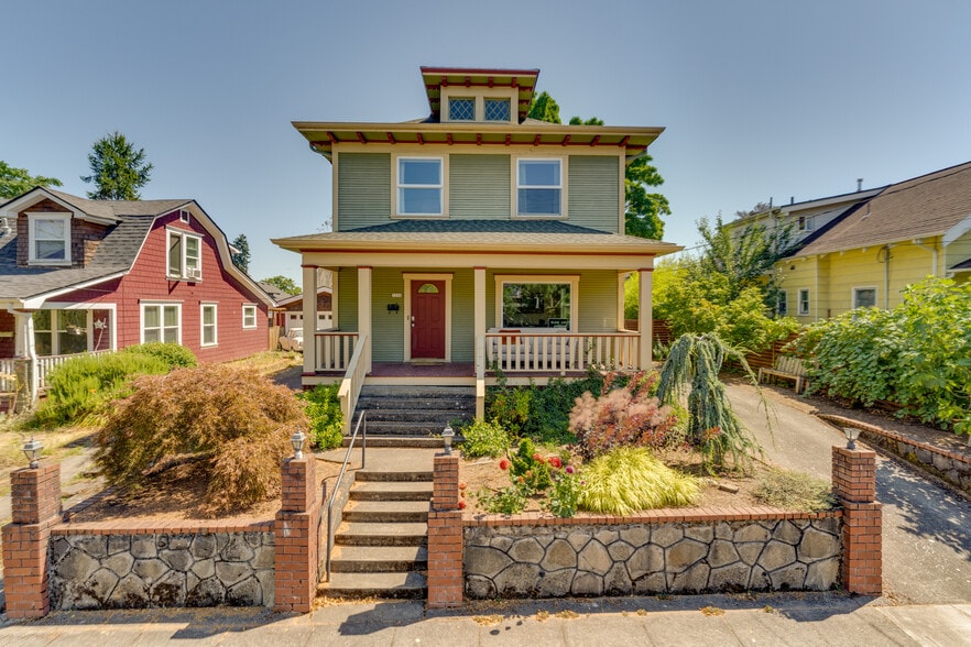 Building Photo - 5236 NE 18th Ave