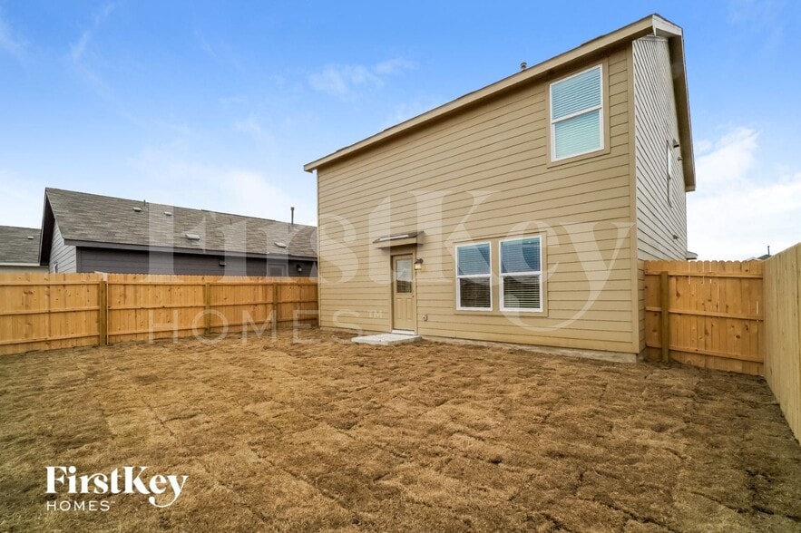 Building Photo - 10727 Giacconi Dr