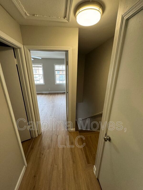 Building Photo - 160 Pine Creek Ct Ext