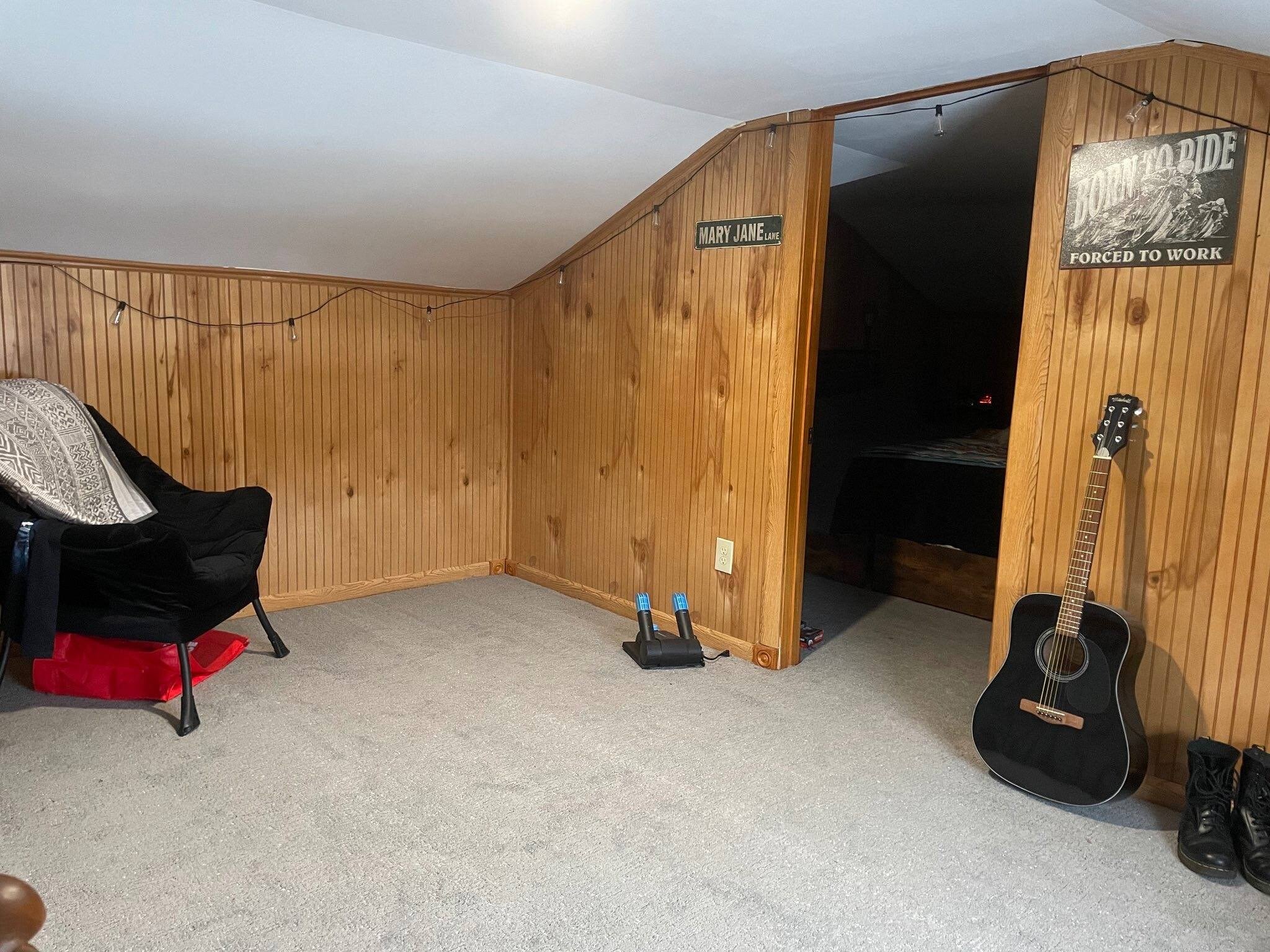 Building Photo - 273 Pond Rd