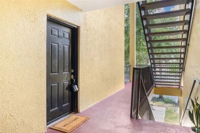 Building Photo - Orlando - 3 Bedrooms, 2 Bathrooms – $1,595.00