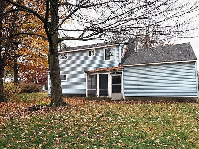 Building Photo - 3 Bedroom Apartment in Burlington VT Avail...
