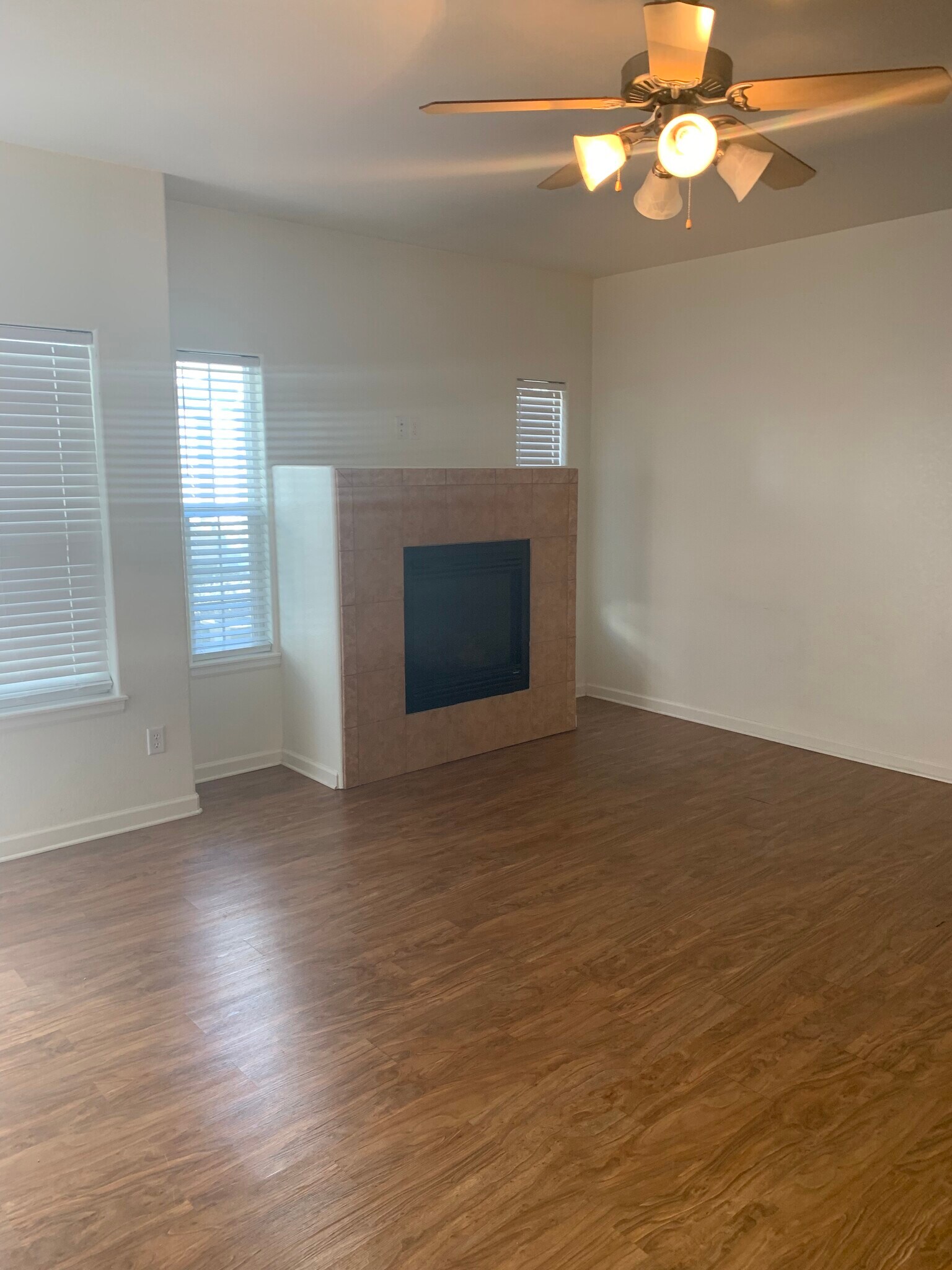 Living room - 2464 Thunder Mountain Dr