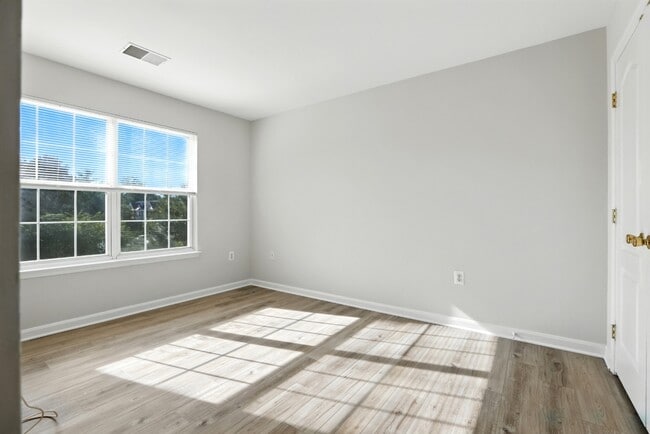 Building Photo - 15403 Gideon Gilpin St