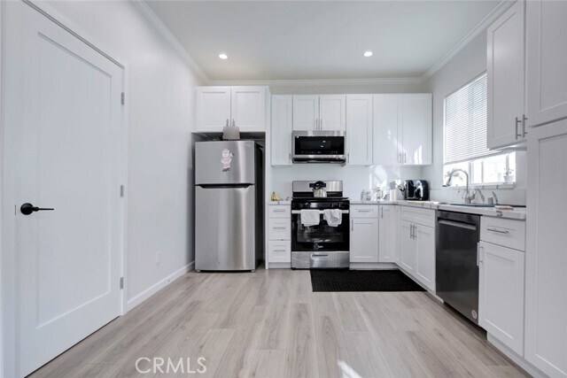 Building Photo - 10531 Greenburn Ave