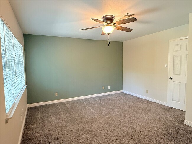 Building Photo - 2429 W Settler's Way