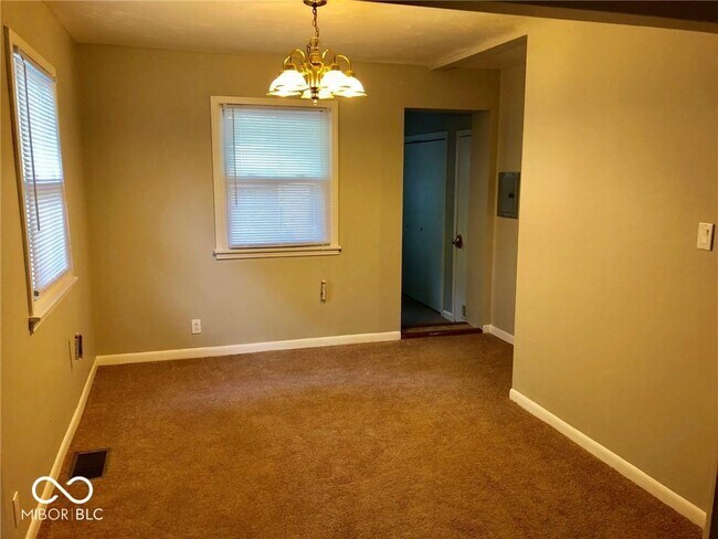 Building Photo - 927 Belmar Ave