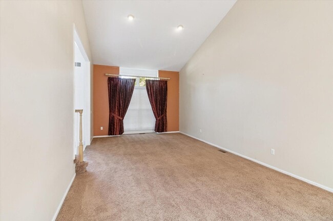 Building Photo - 45443 Glengarry Blvd