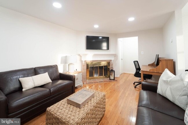 Building Photo - 5105 Spring Rock Ct