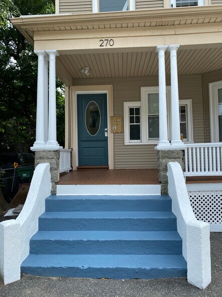 Building Photo - 270 Harvard St