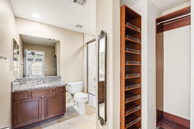 Building Photo - 52178 Rosewood Ln