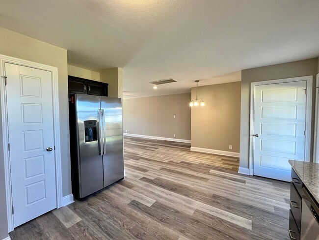 Building Photo - 276 Dugger Dr