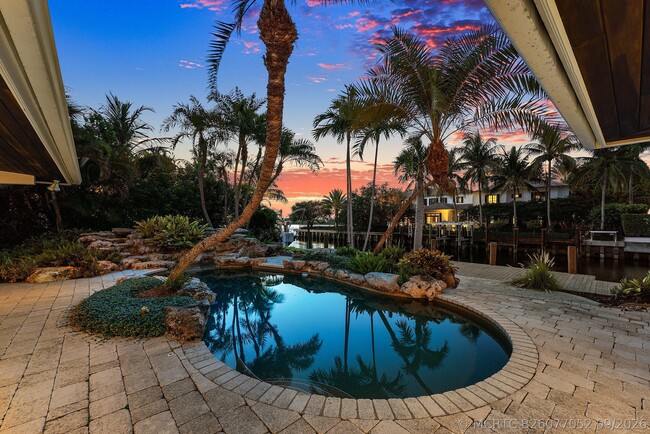 Building Photo - 122 Marlin Dr