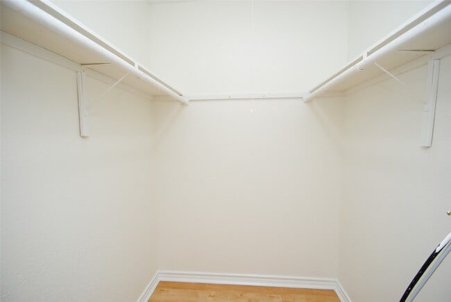 Building Photo - 22619 Leedstown Ln