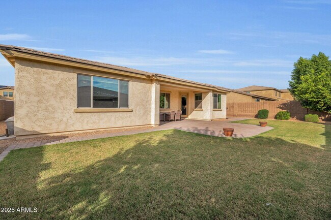 Building Photo - 20131 E Escalante Rd