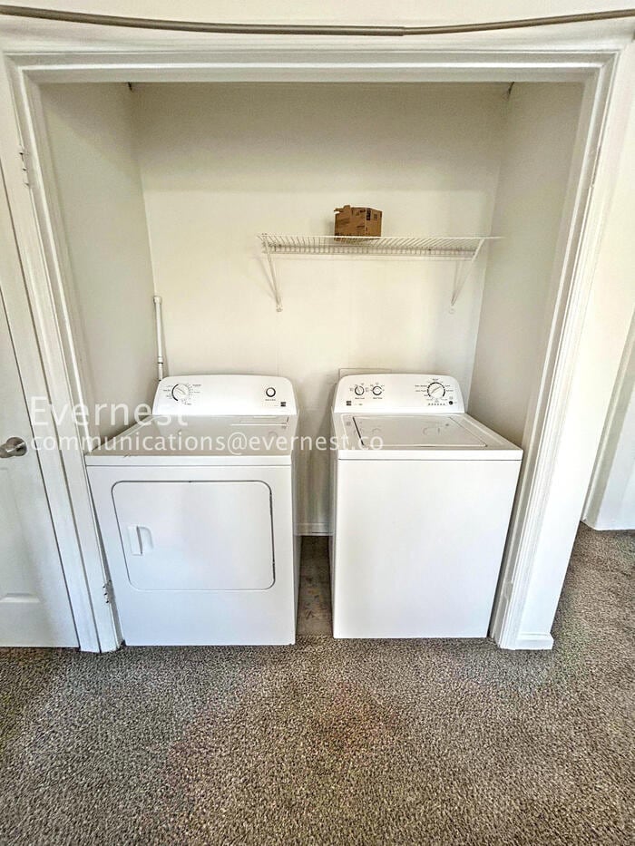 Building Photo - 613 N Jackson Ave