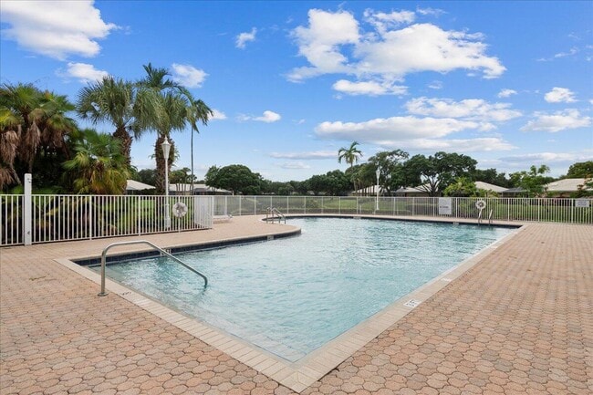 Building Photo - 403 Sun Terrace Ct