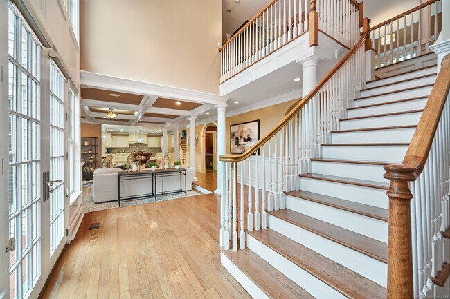 Building Photo - 87 Buckingham Ridge Rd
