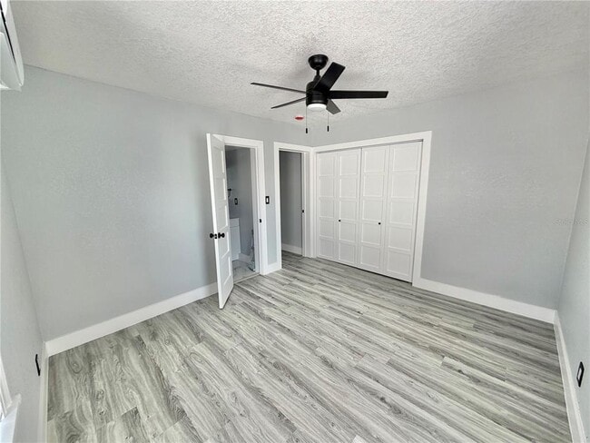 Building Photo - 2728 1st Ave S