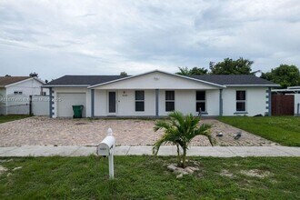 Building Photo - 15345 SW 104th Ave