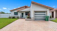 Building Photo - 15852 SW 108th Ave