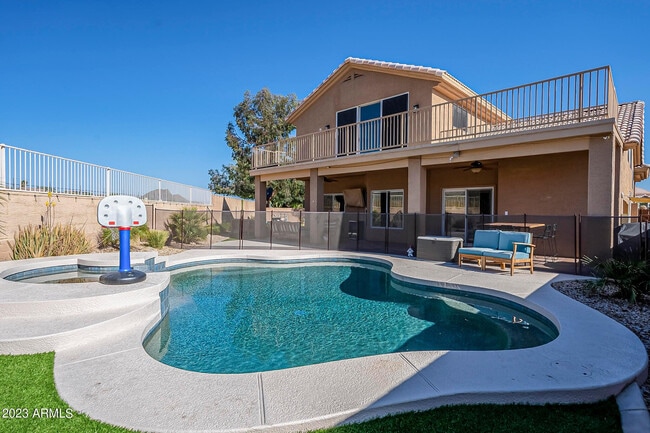 Building Photo - 10875 N 118th Way