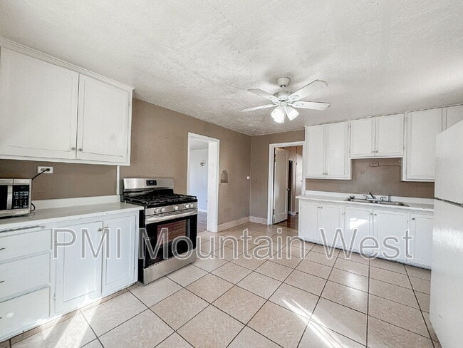 Building Photo - 3515 S 2300 E