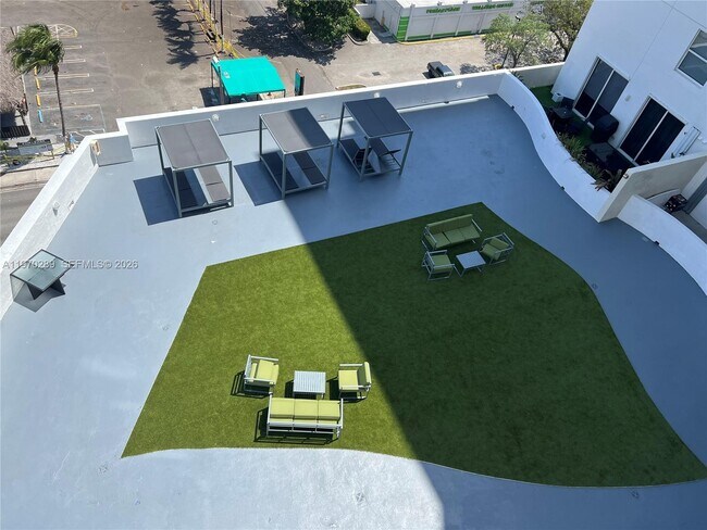 Building Photo - 1 Glen Royal Pkwy