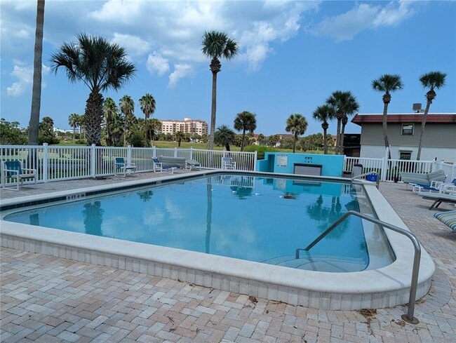 Building Photo - 34 N Ocean Palm Villas