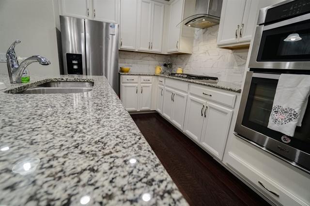 Building Photo - 841 Birdie Dr