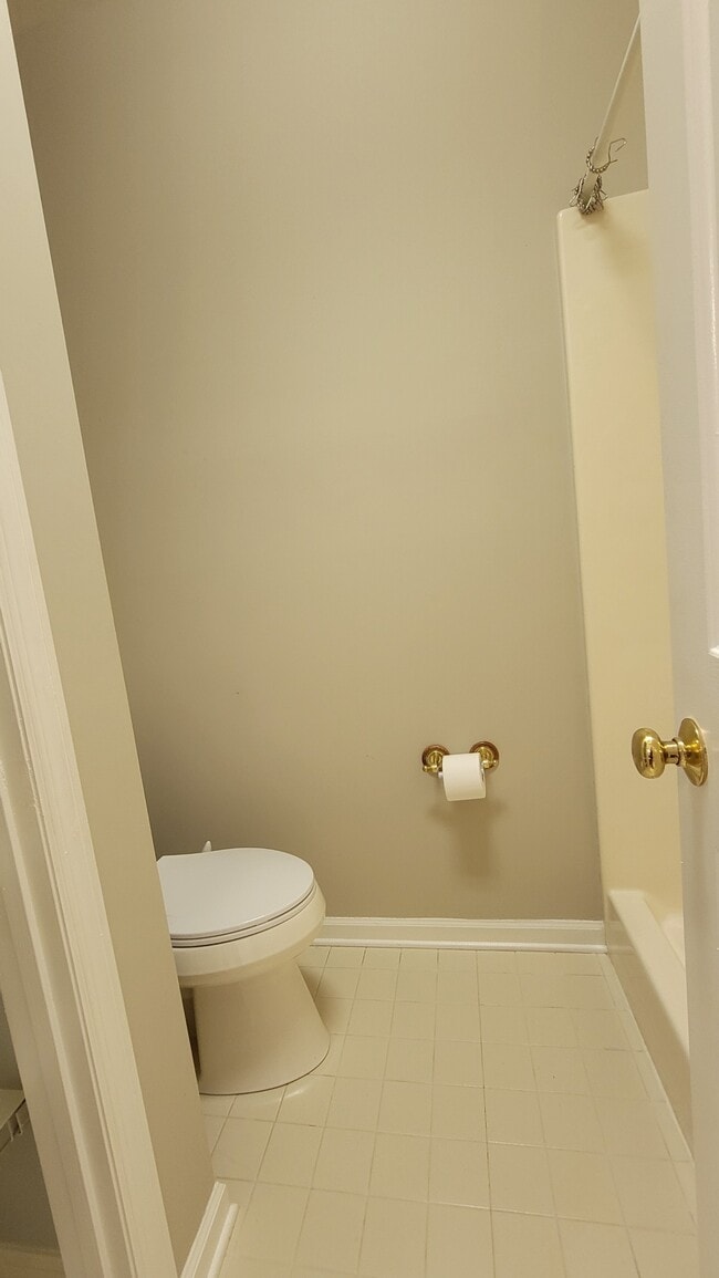 Building Photo - 24 Chipmunk Court