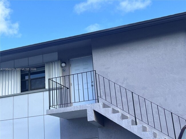 Building Photo - 13331 SW 17th Ln