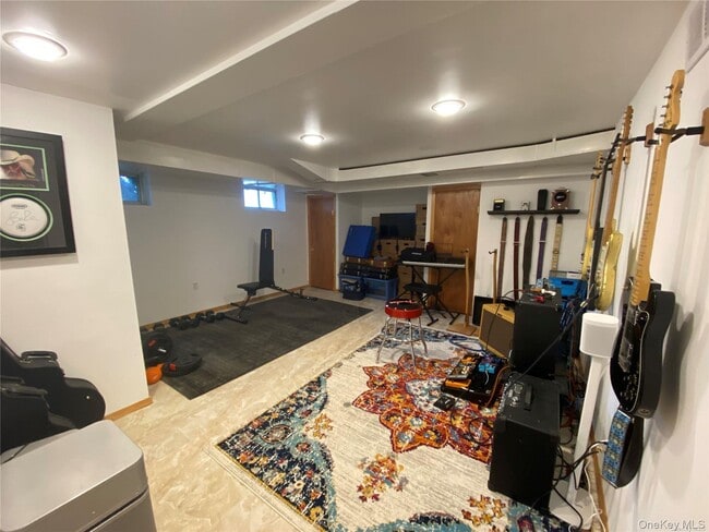 Building Photo - 23 Duncan Ln